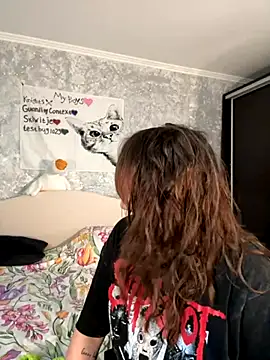 Sabrina shells online show from October 2025 10:32:02 AM