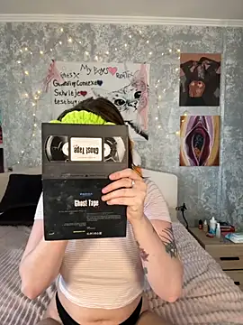 Sabrina shells online show from October 2025 10:36:01 AM