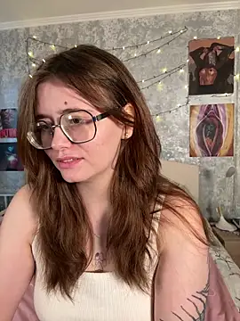 Sabrina shells online show from November 2025 10:58:01 AM