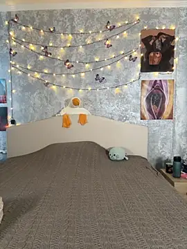 Sabrina shells online show from November 2025 11:02:02 AM