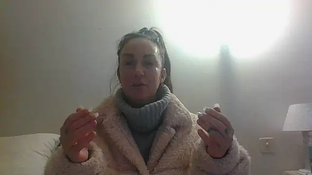 BELLAMORGANE1 online show from January 2025 04:50:01 PM