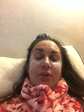 BELLAMORGANE1 online show from January 2025 07:02:02 PM