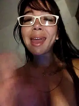 Snapshot of StarSex22 chatting on March 2025 04:38:02 AM StarSex22 online show from March 2025 04:38:02 AM