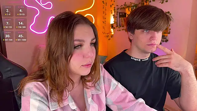 RobertAndLinela online show from November 2025 03:58:02 PM