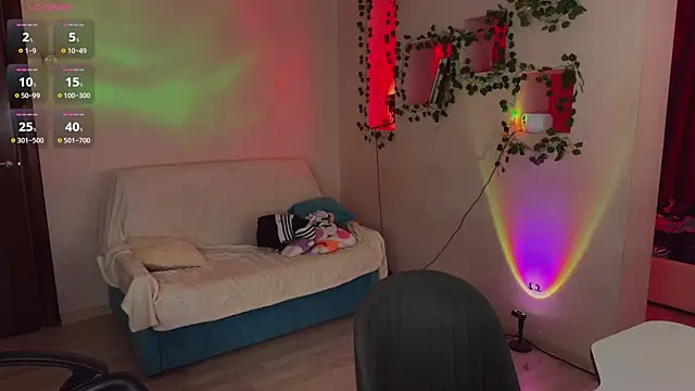 RobertAndLinela online show from April 2026 12:23:01 PM