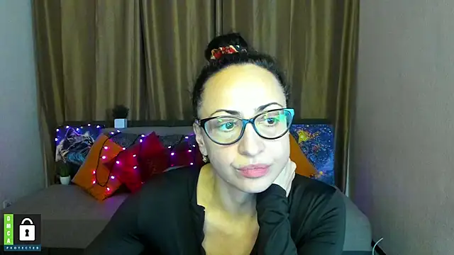 Arianasweety23 online show from January 2025 03:43:01 PM