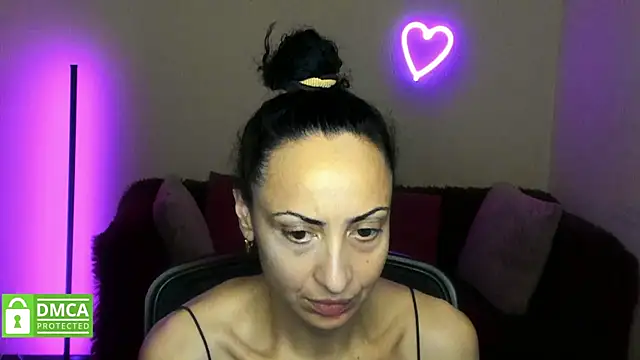 Arianasweety23 online show from November 2025 02:33:02 AM