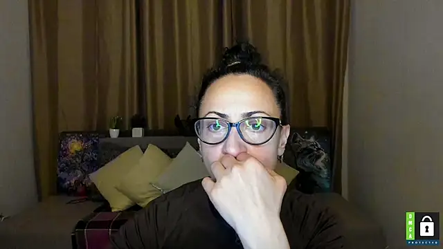 Arianasweety23 online show from November 2025 06:30:02 PM