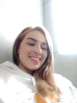 Snapshot of VictoriaMolina chatting on February 2025 10:31:01 PM VictoriaMolina online show from February 2025 10:31:01 PM