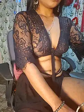 sexyhoney27 online show from February 2025 04:45:02 PM