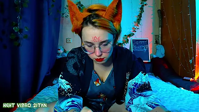 Snapshot of TrickyKitsune chatting on February 2025 03:24:02 PM TrickyKitsune online show from February 2025 03:24:02 PM