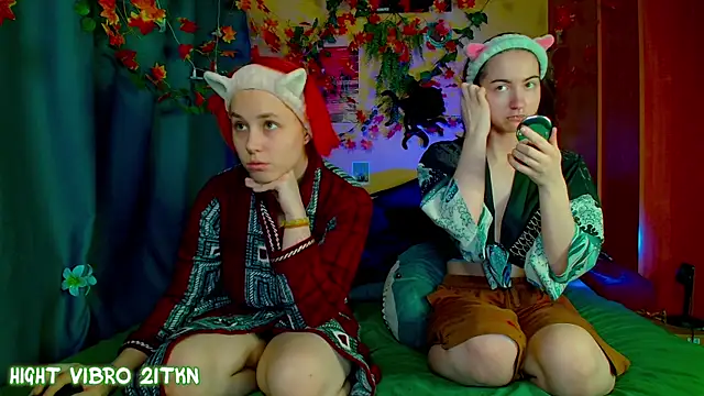 TrickyKitsune online show from November 2025 02:52:02 PM