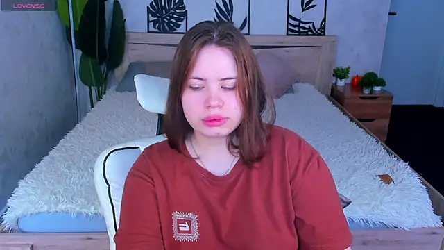Snapshot of EricaElliott chatting on April 2026 03:04:02 AM EricaElliott online show from April 2026 03:04:02 AM