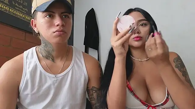 Snapshot of Thiago_x_Sahara chatting on February 2025 01:01:01 PM Thiago x Sahara online show from February 2025 01:01:01 PM