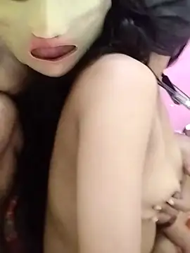 Snapshot of Coupleshow47 chatting on February 2025 09:31:01 PM Coupleshow47 online show from February 2025 09:31:01 PM