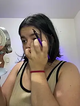 pretty angela1 online show from December 2024 01:32:02 PM