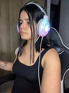 pretty angela1 online show from December 2025 05:49:01 AM