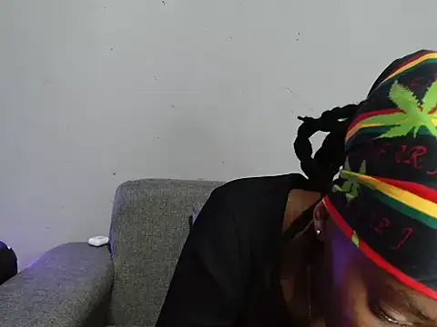 xxSexyTalia28 online show from October 2025 07:51:02 AM