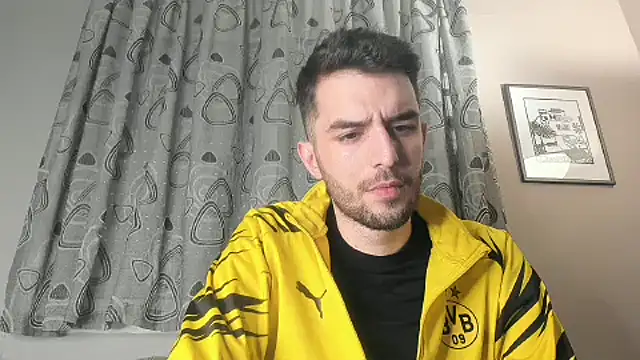 Snapshot of Themmiss chatting on January 2025 10:17:01 AM Themmiss online show from January 2025 10:17:01 AM
