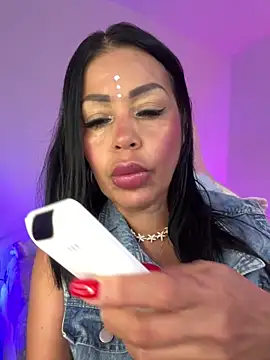 Snapshot of KarolRubi1 chatting on December 2025 07:32:01 PM KarolRubi1 online show from December 2025 07:32:01 PM