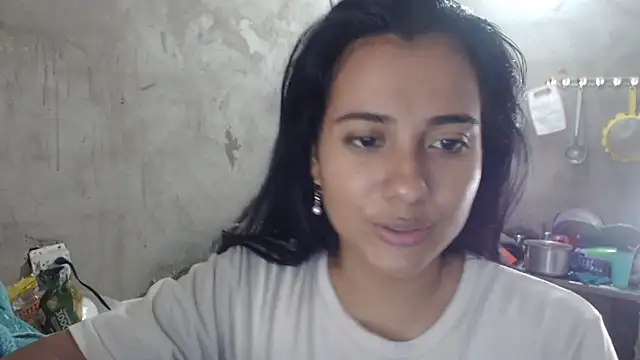 Snapshot of Coral0403 chatting on October 2025 03:11:01 PM Coral0403 online show from October 2025 03:11:01 PM