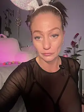 AlessasRoom online show from April 2026 07:06:02 AM