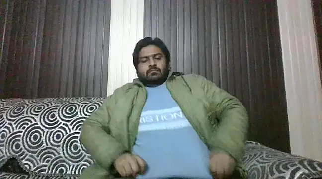 Snapshot of indihotguy chatting on January 2025 02:51:02 PM indihotguy online show from January 2025 02:51:02 PM