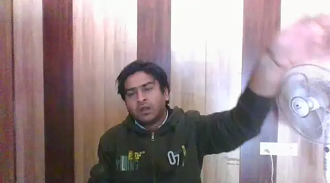 Snapshot of indihotguy chatting on February 2025 07:26:01 AM indihotguy online show from February 2025 07:26:01 AM