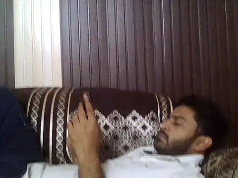 indihotguy online show from April 2026 01:00:02 PM