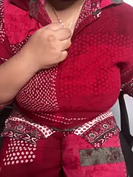 Snapshot of tanvihot2 chatting on June 2026 04:38:01 PM tanvihot2 online show from June 2026 04:38:01 PM