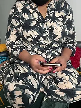 Snapshot of tanvihot2 chatting on June 2026 04:41:01 PM tanvihot2 online show from June 2026 04:41:01 PM