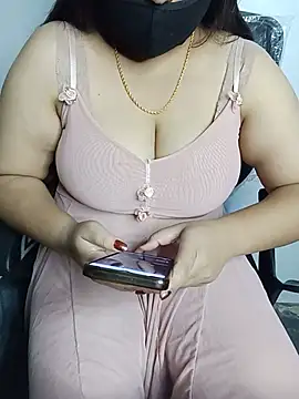 Snapshot of tanvihot2 chatting on July 2026 04:12:02 PM tanvihot2 online show from July 2026 04:12:02 PM