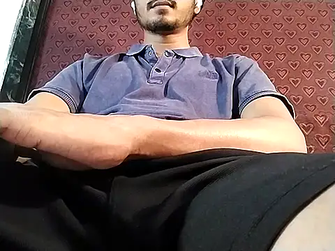 Ultimate cHappiE online show from November 2025 10:15:02 PM