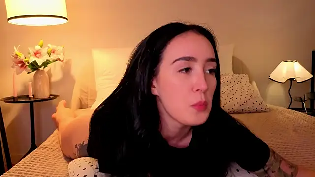 KimKhallifa online show from July 2026 03:16:01 PM