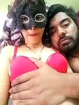 insta hotpair online show from February 2025 05:01:02 PM