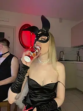 SOFYandMIKE online show from March 2026 07:52:01 PM