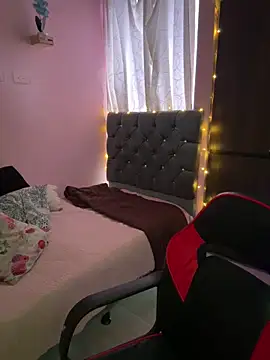 emmariders2 online show from January 2026 05:06:02 PM