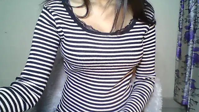 Naughty Nayra online show from December 2025 12:25:01 PM