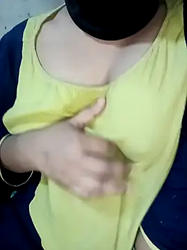 Snapshot of Laxmi_1920 chatting on January 2025 03:07:01 PM Laxmi 1920 online show from January 2025 03:07:01 PM