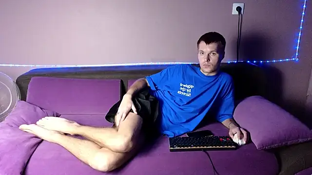 Leonnextdoor online show from January 2025 09:04:02 AM