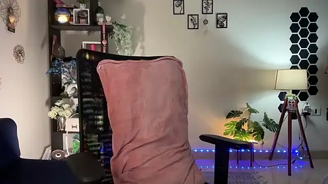 roseofvenom online show from December 2025 06:02:01 PM