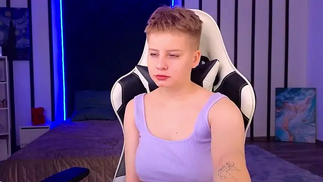MissKrisWine online show from January 2025 10:08:01 AM