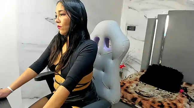 Lorena watson online show from February 2025 04:18:02 AM