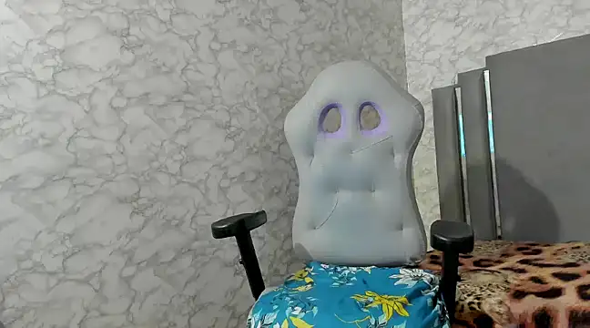 Lorena watson online show from March 2025 06:57:01 AM