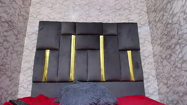 Lorena watson online show from October 2025 04:13:01 PM