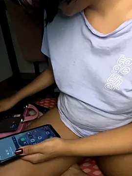 Ninabrunette18 online show from November 2025 02:54:02 AM