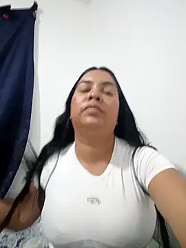 Brendabluee online show from December 2025 12:48:01 AM