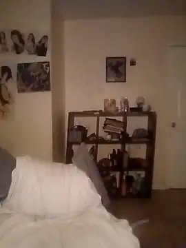 k1oudE online show from December 2025 09:29:02 AM