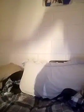 k1oudE online show from February 2026 12:01:01 PM