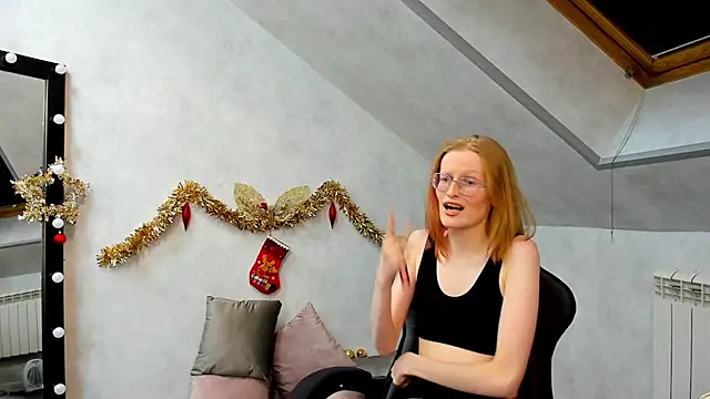 ElizabethHarpper online show from January 2025 01:46:01 PM